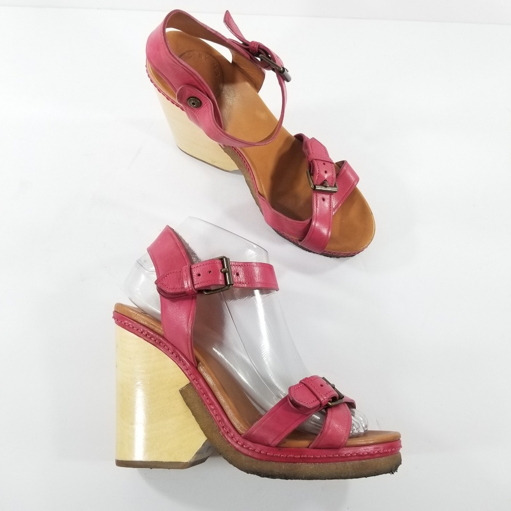 Marc Jacobs Pink Leather Wedge Sandals